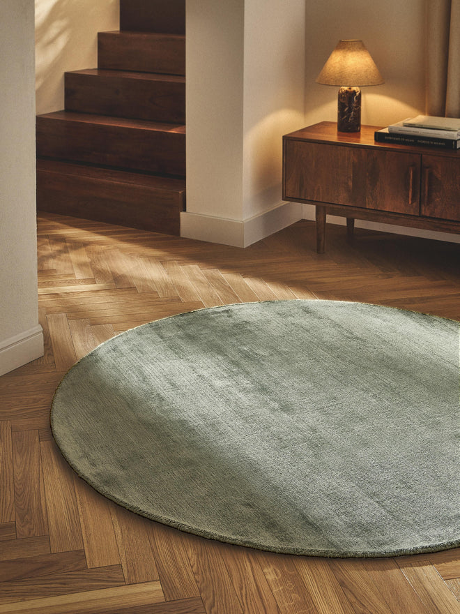 Pista Green Viscose Silk Round Area Rug
