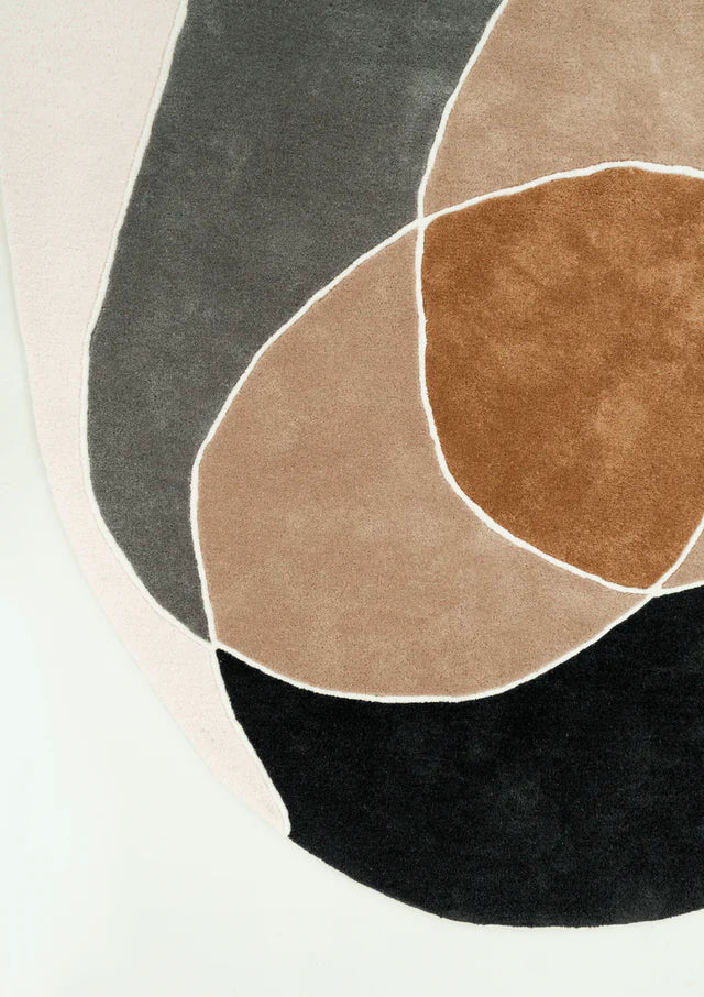 Grey Rust Color Hand-Tufted Irregular Rug