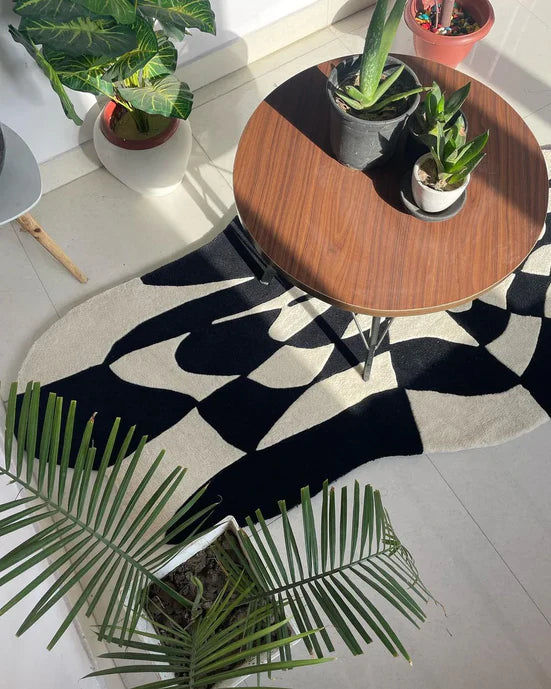 Black & White Hand-Tufted Irregular Rug