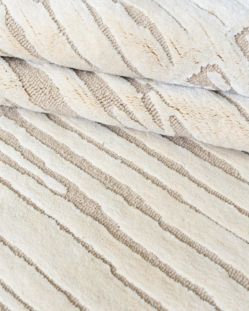 Seraphine Viscose Silk & Wool Hand-Tufted Rug