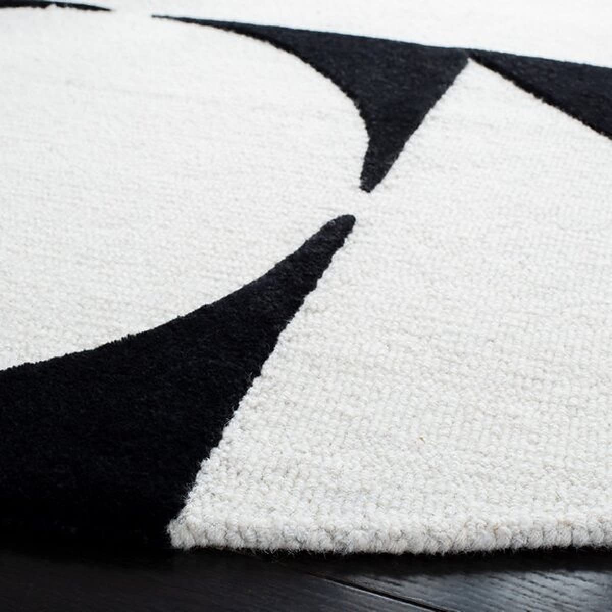 B&W Geometrical Hand Tufted Round Rug