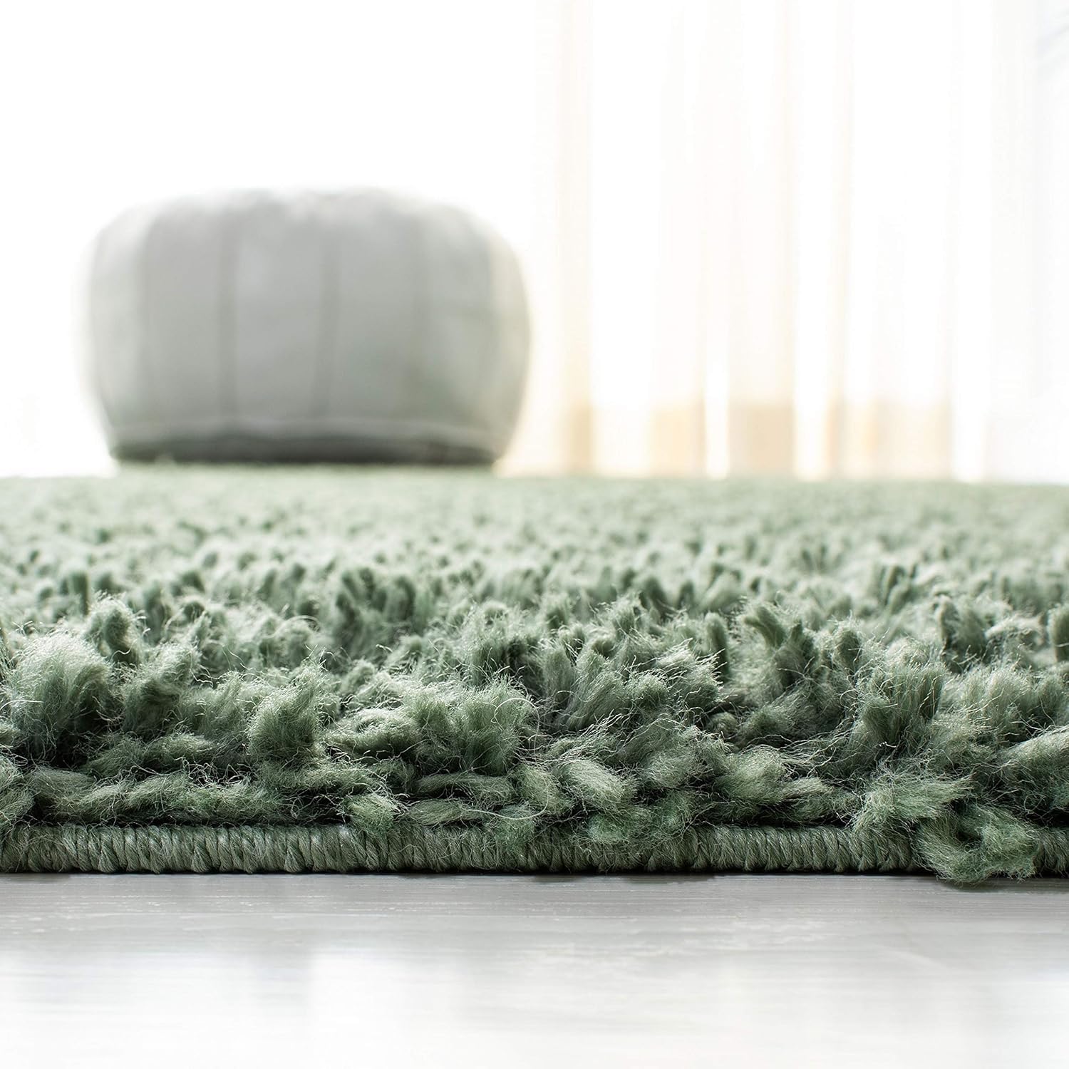 Green Handmade Shaggy Carpet – Ultra Soft Area Rug for Living Room & Bedroom