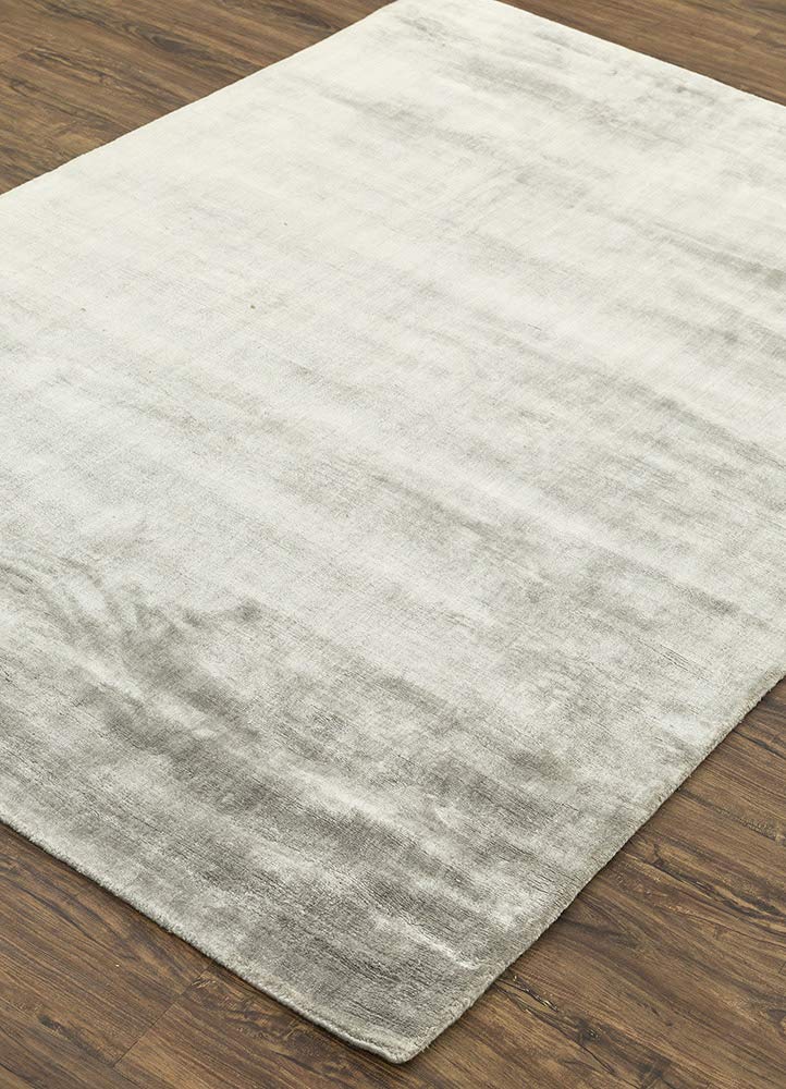 Pista Green Gleam Touch Viscose Silk Hand-Tufted Rug