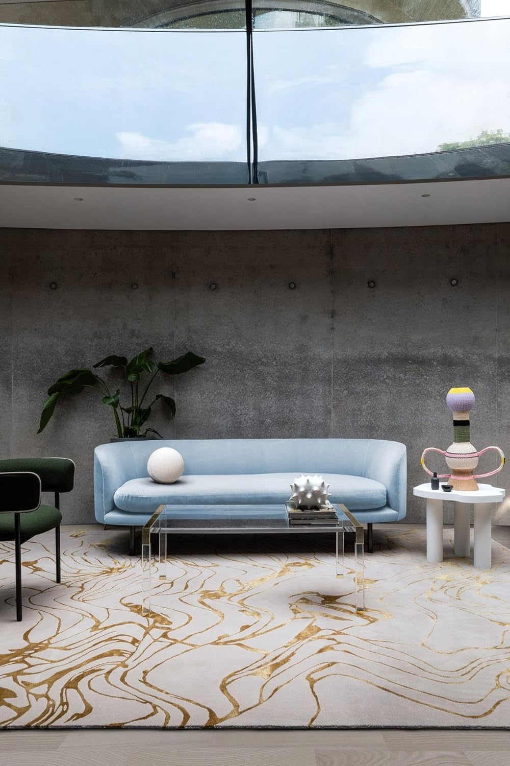 Vienna Smoke Viscose Silk Hand-Tufted Rug