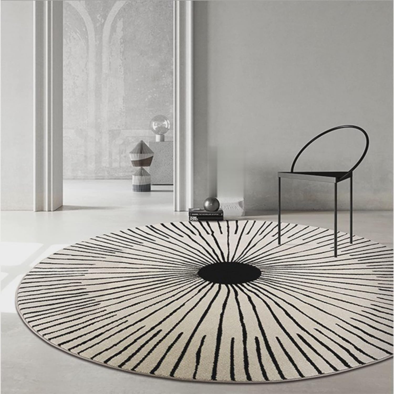 Black & White Hand Tufted Round Rug – Rays Carpet for Modern Homes
