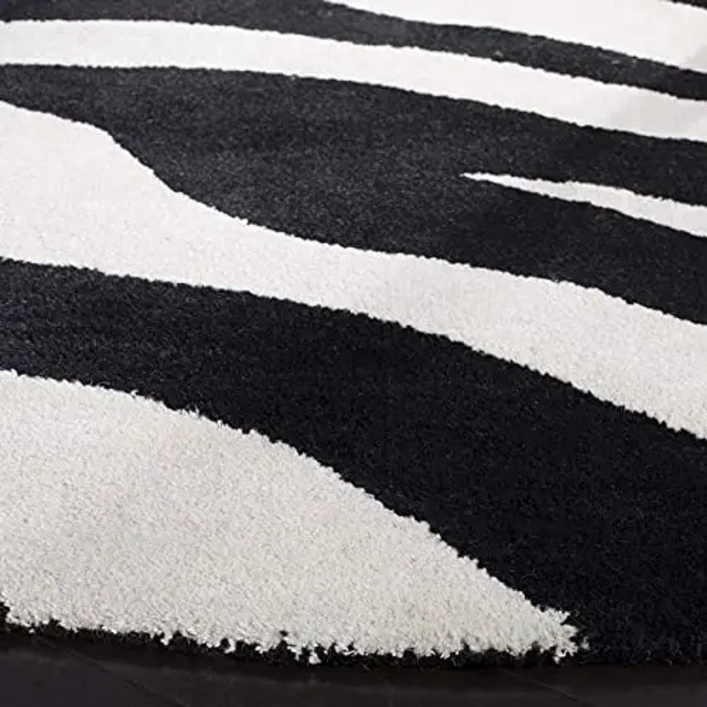 Black & White Hand Tufted Round Rug – Premium Carpet for Modern Homes