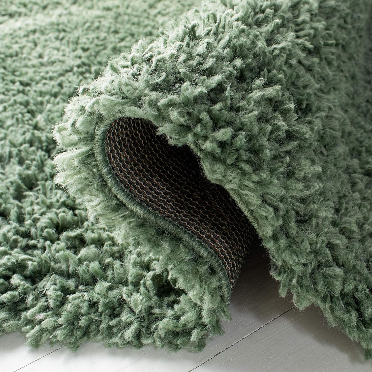 Green Handmade Shaggy Carpet – Ultra Soft Area Rug for Living Room & Bedroom