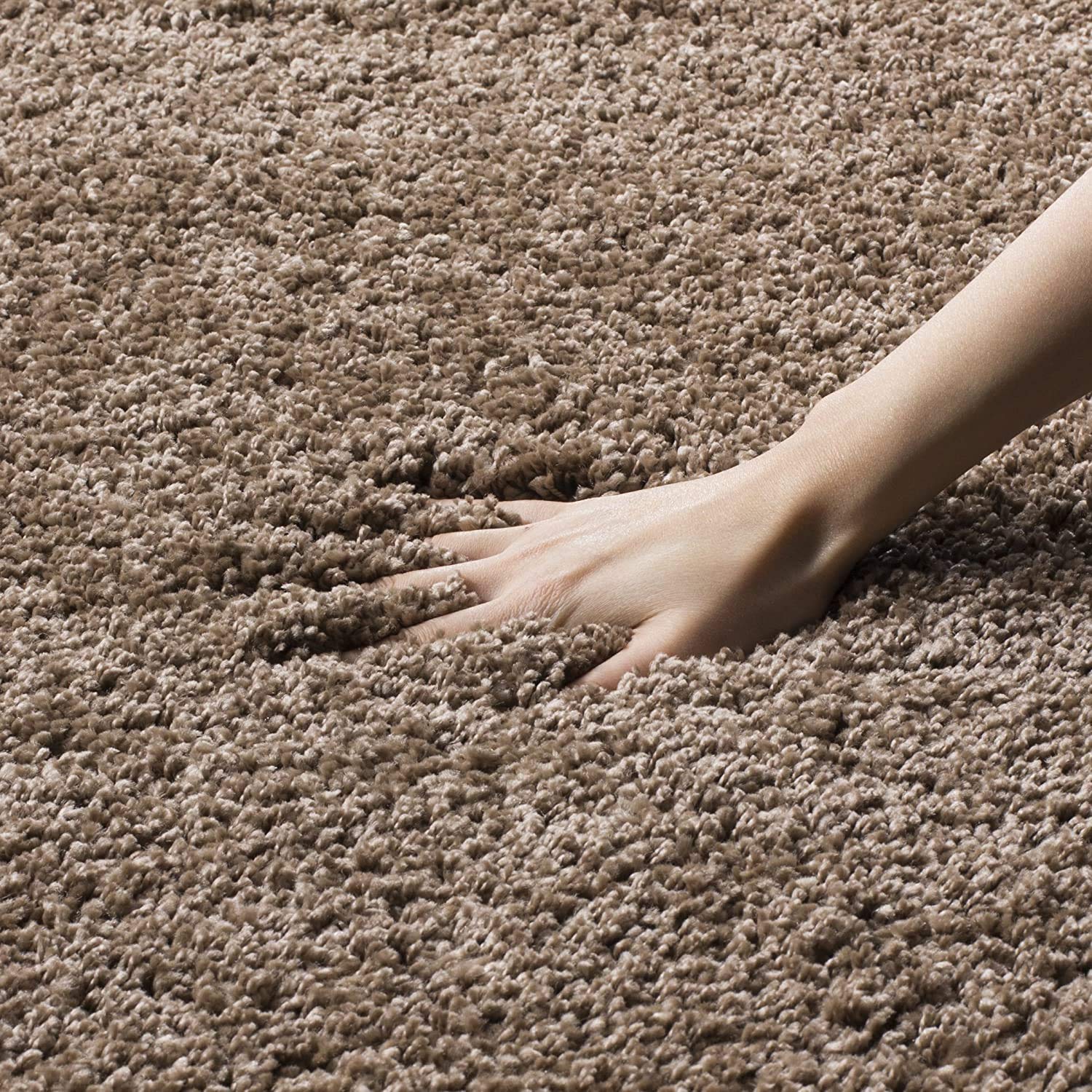 Beige Handmade Shaggy Carpet – Ultra Soft Area Rug for Living Room & Bedroom