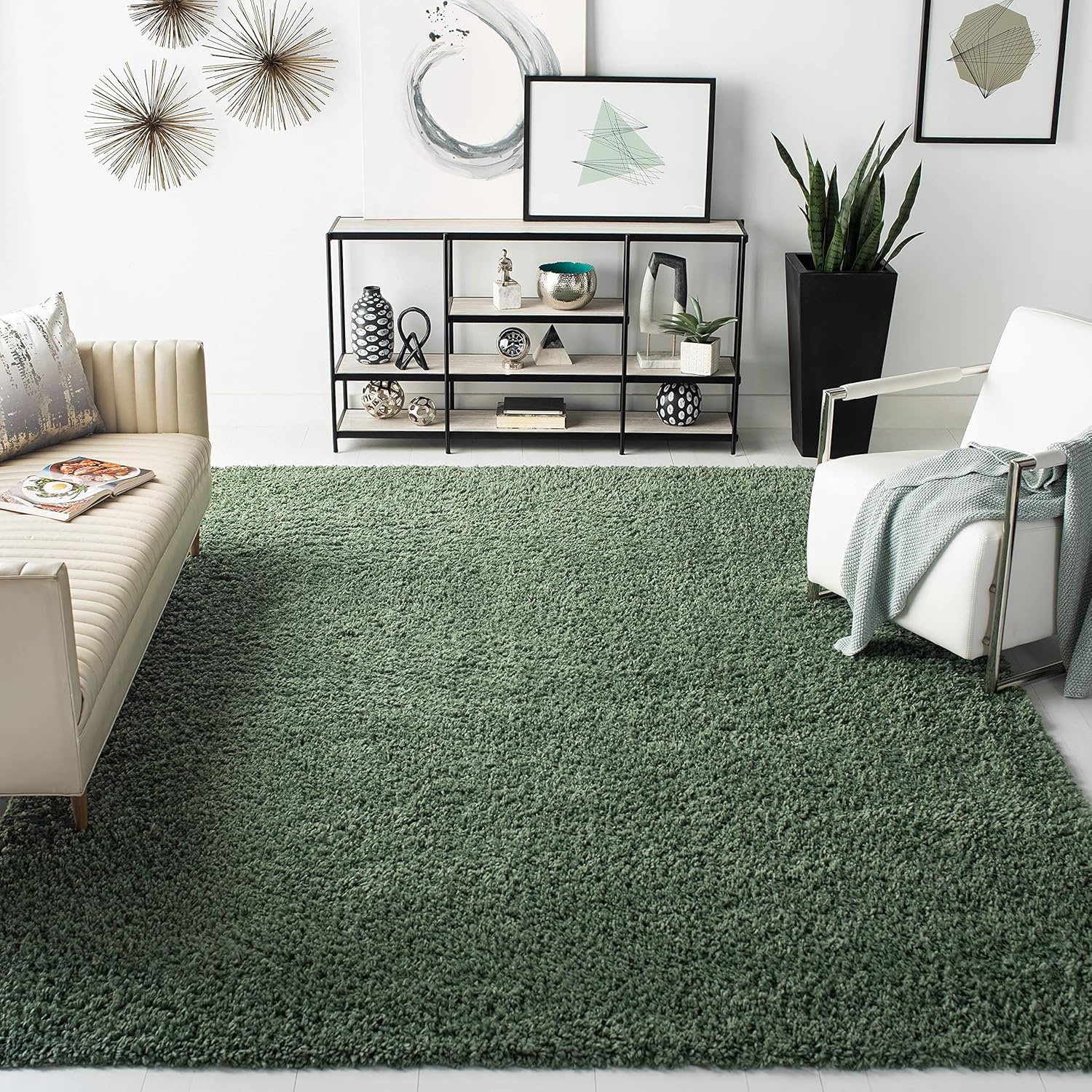 Green Handmade Shaggy Carpet – Ultra Soft Area Rug for Living Room & Bedroom