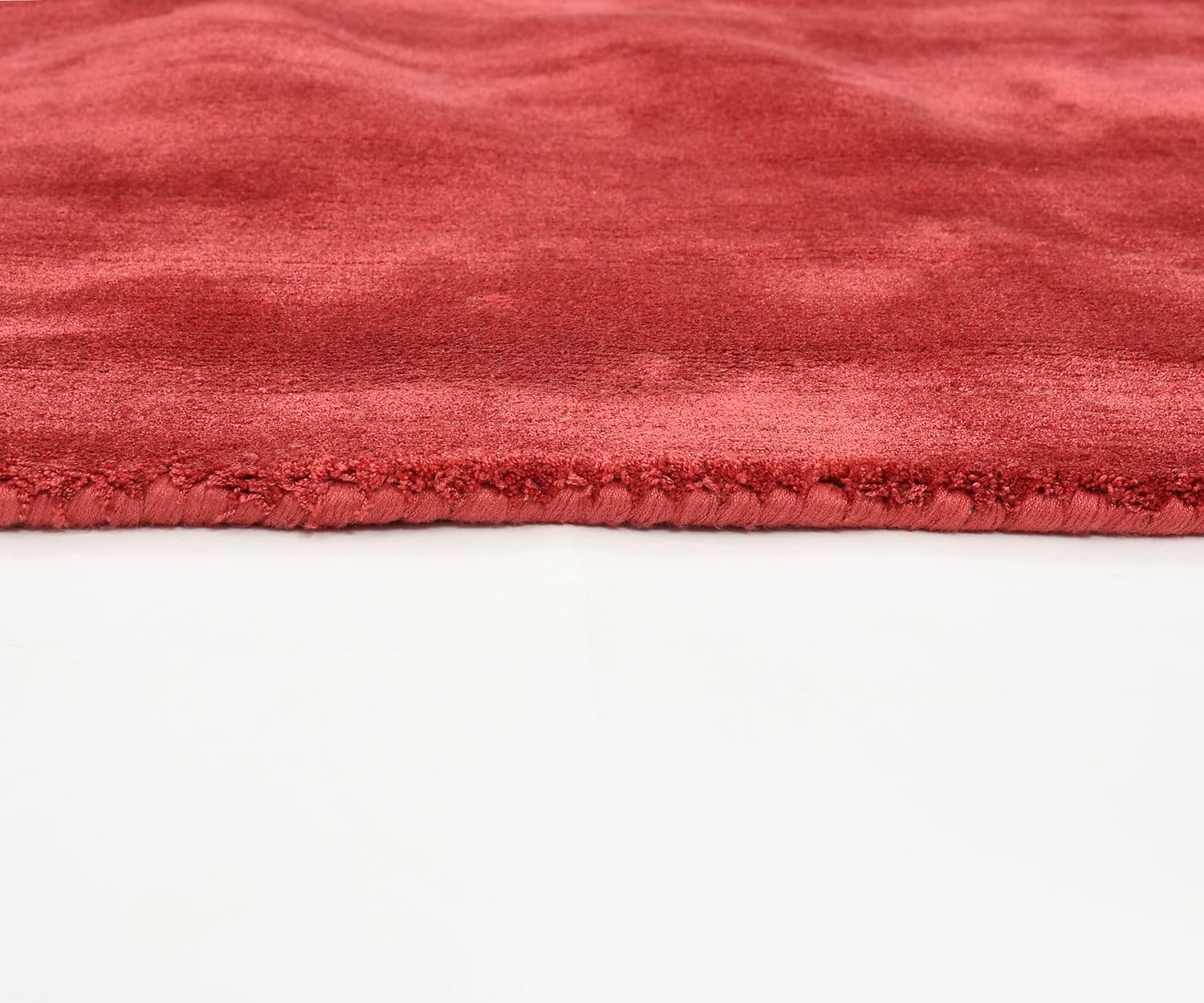 Red Aura Flow Viscose Silk Hand-Tufted Rug
