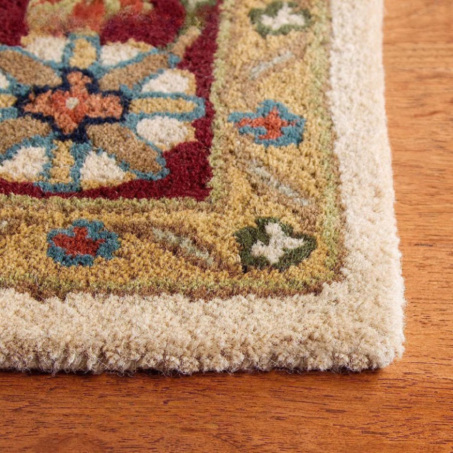 Ivory Persian Heriz Area Rug