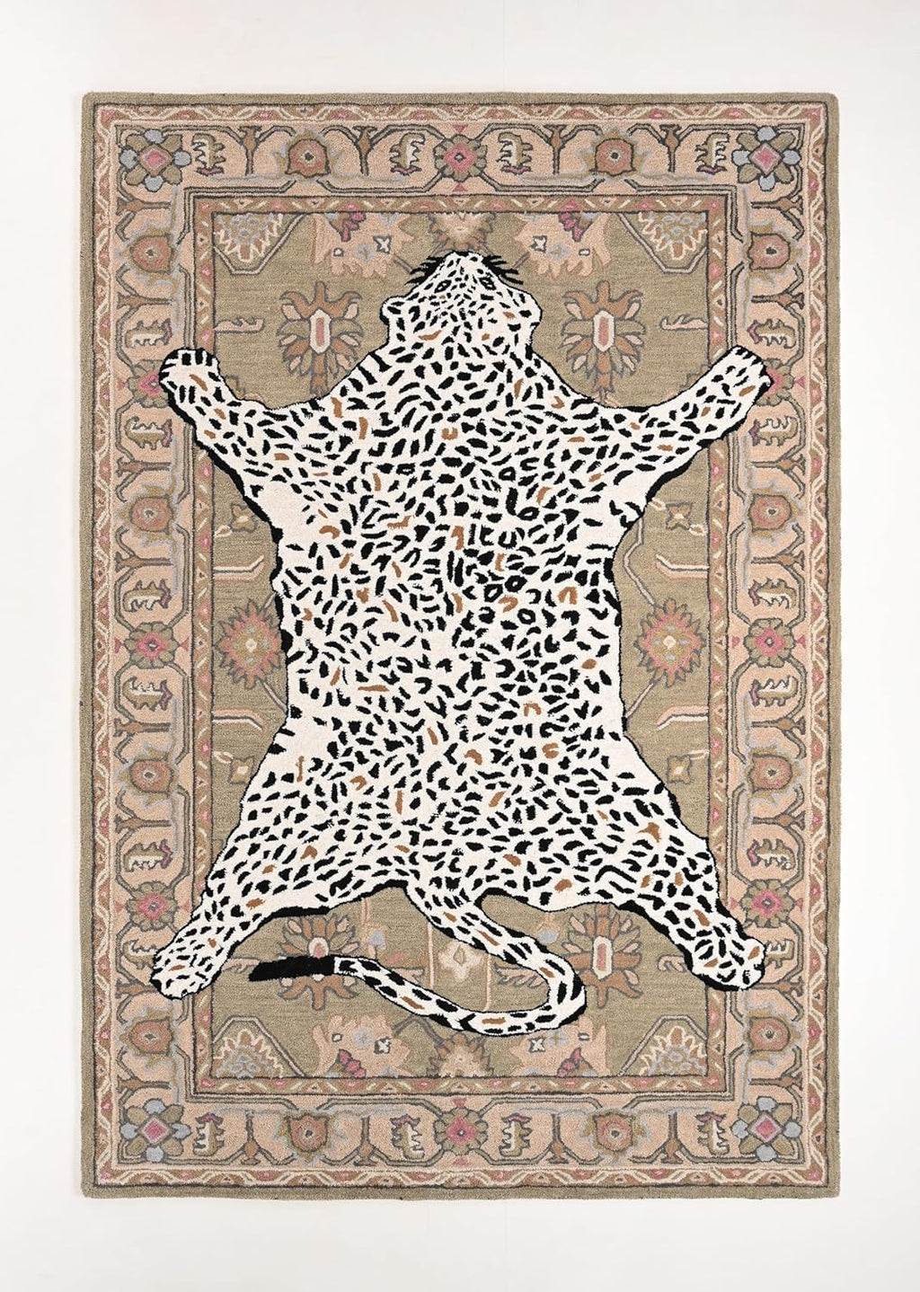 Regal Leopard Wool Rug – Handcrafted Oriental Floral Motif