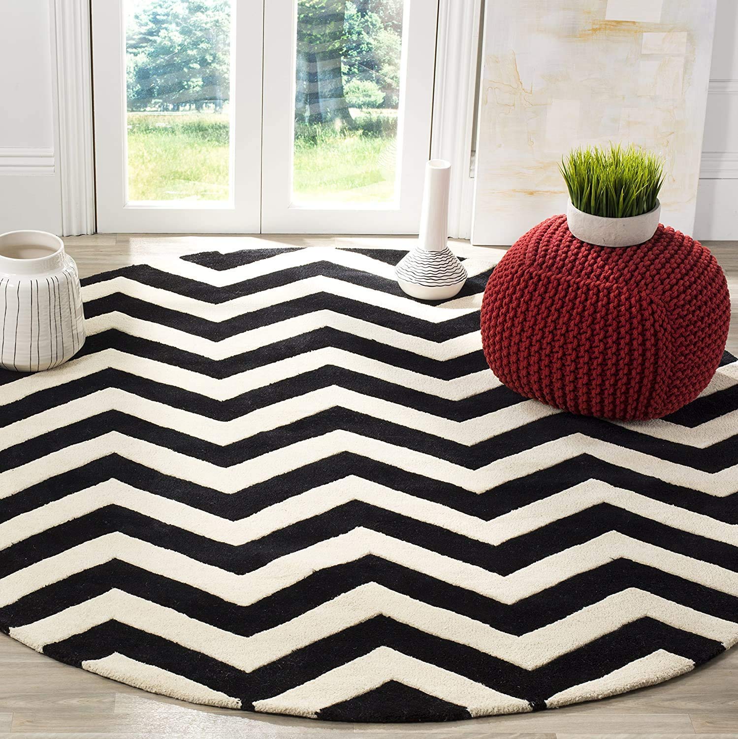 B&W Zig-Zag Geometrical Hand Tufted Round Rug