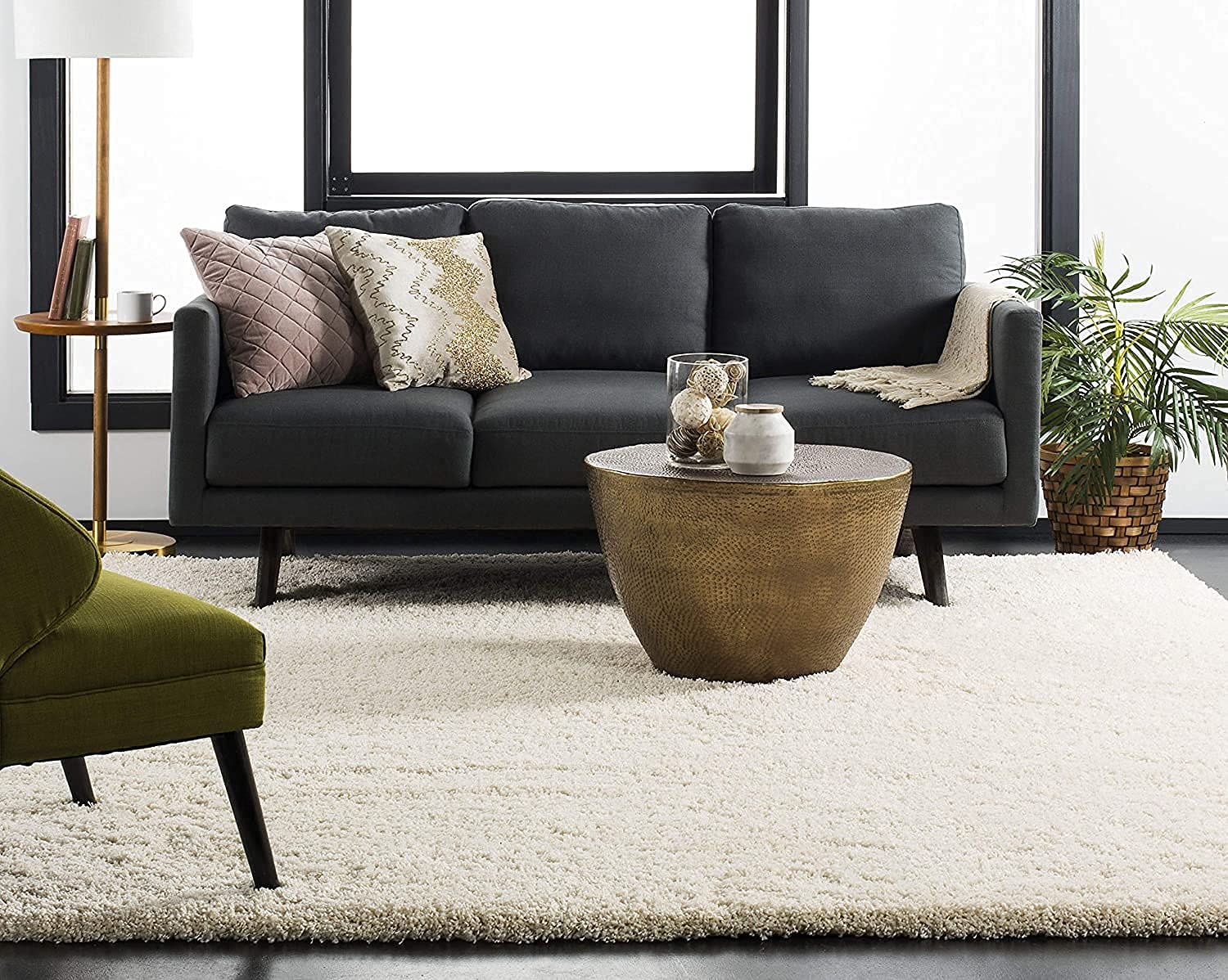 Cream Handmade Shaggy Carpet – Ultra Soft Area Rug for Living Room & Bedroom