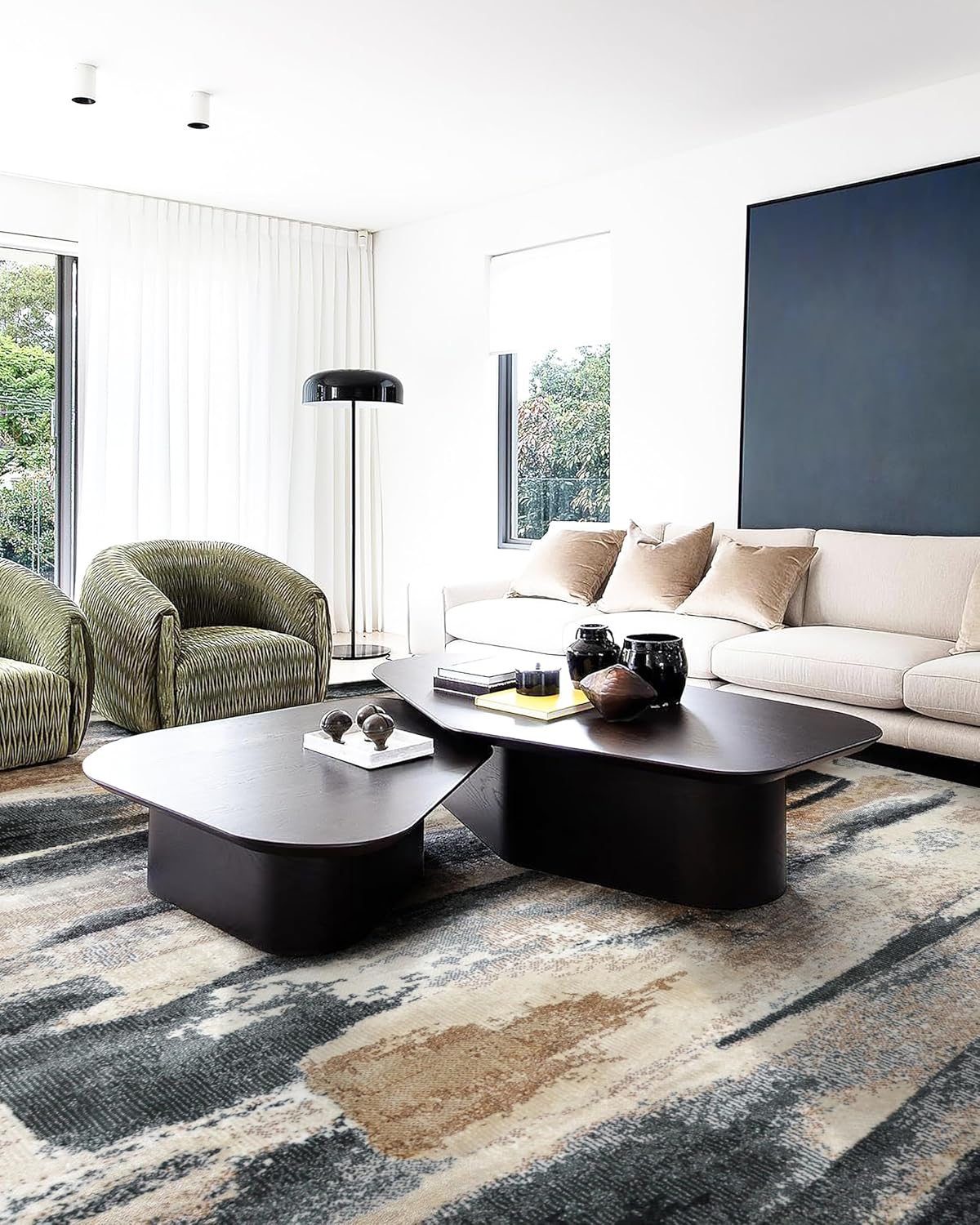 Durable Modern Abstract Area Rug – Easy-Care Washable Carpet