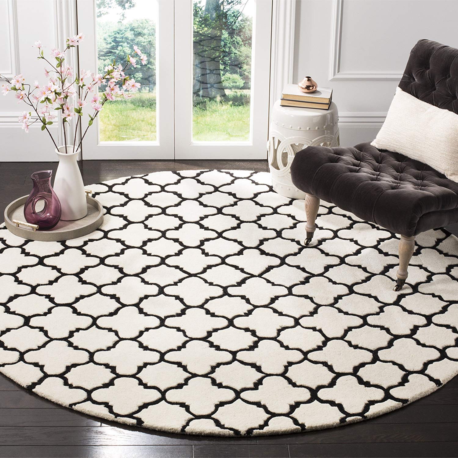White Beehive Hand Tufted Round Rug