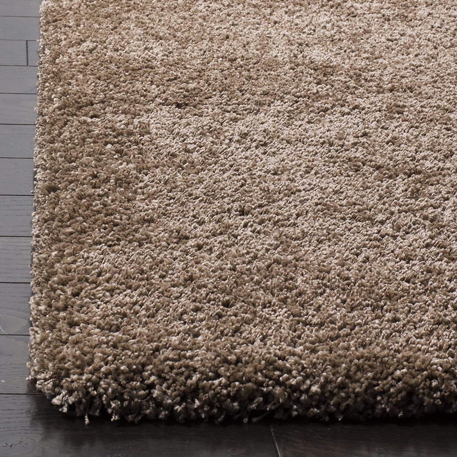 Beige Handmade Shaggy Carpet – Ultra Soft Area Rug for Living Room & Bedroom