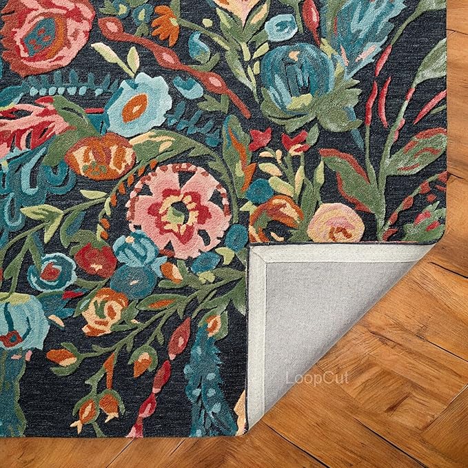 Black Foliage Hand-Tufted Rug