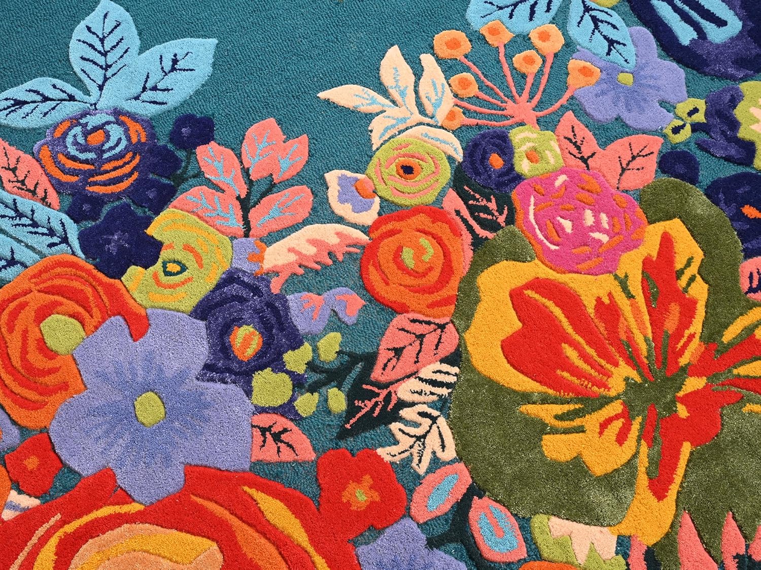Emerald Foliage Hand-Tufted Irregular Rug