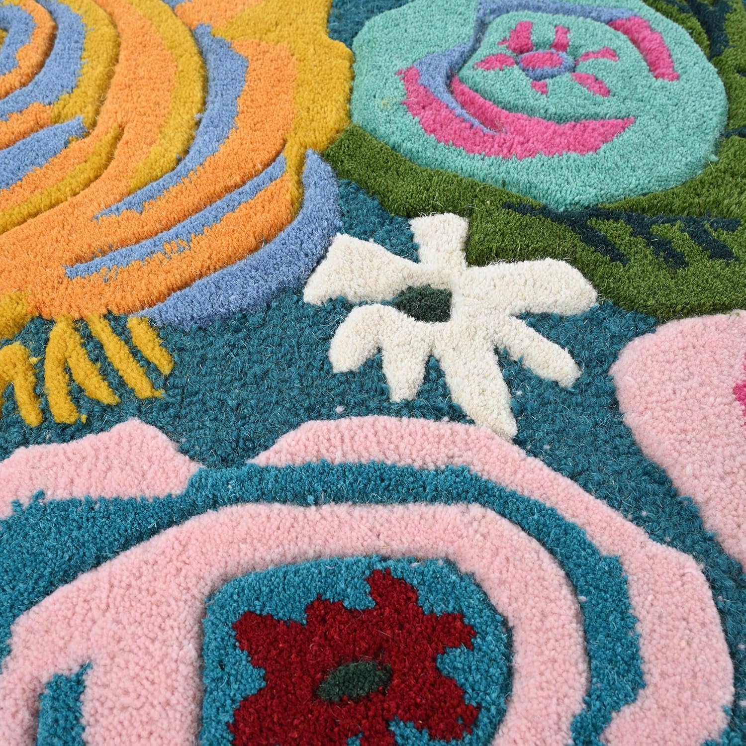Drift Foliage Hand-Tufted Irregular Rug
