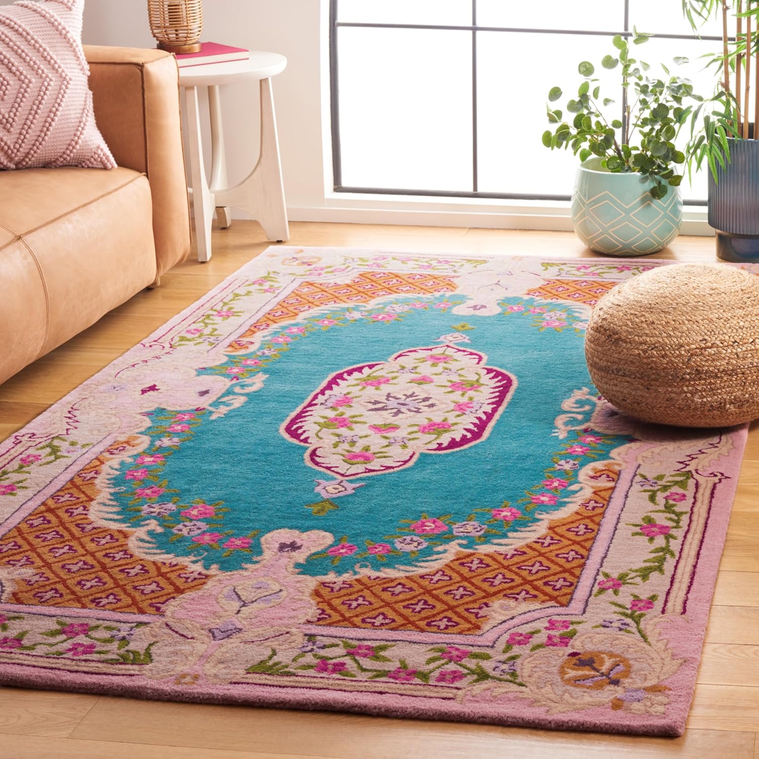 Pink Traditional Handmade Persian Rug