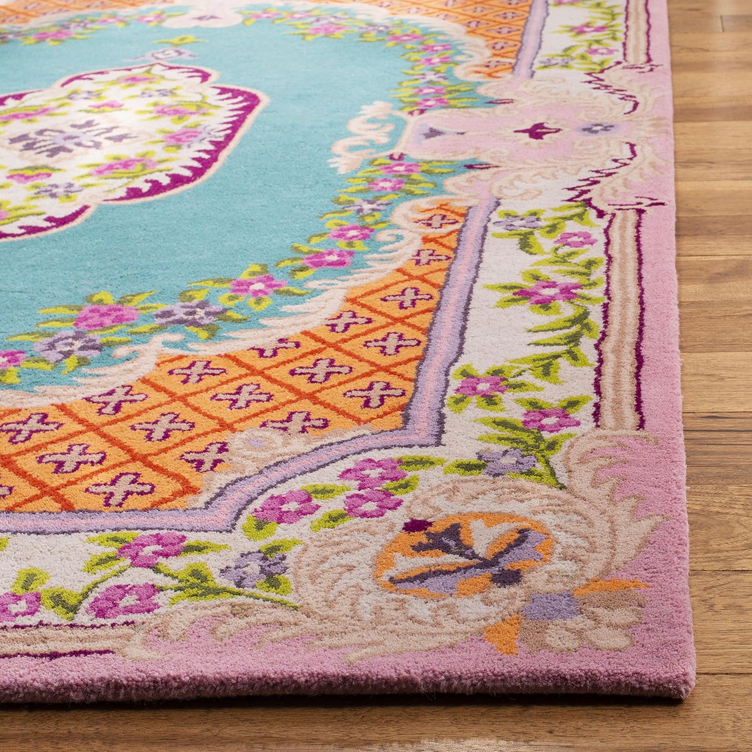 Pink Traditional Handmade Persian Rug