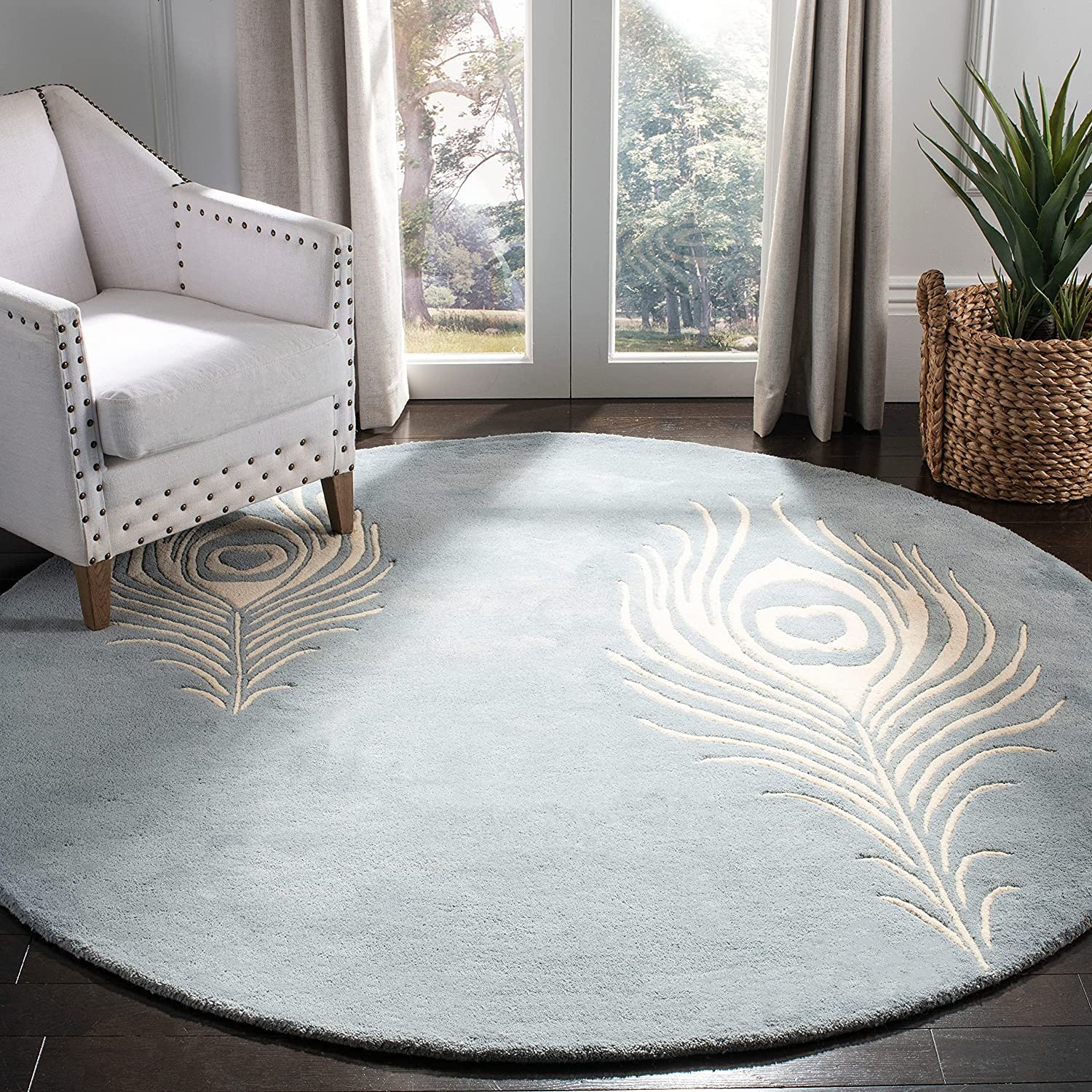 Lite Blue Peacock Feather Hand Tufted Round Rug