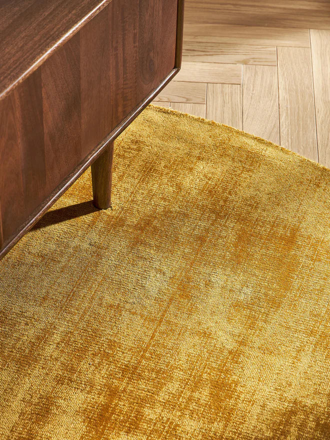 Amber Viscose Silk Round Area Rug