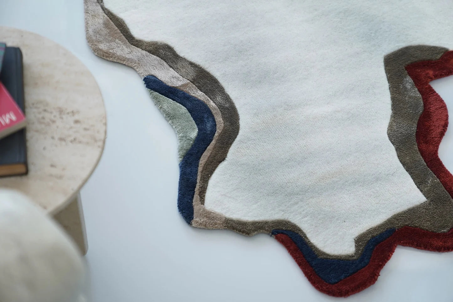 White Irregular Viscose Silk Hand-Tufted Rug