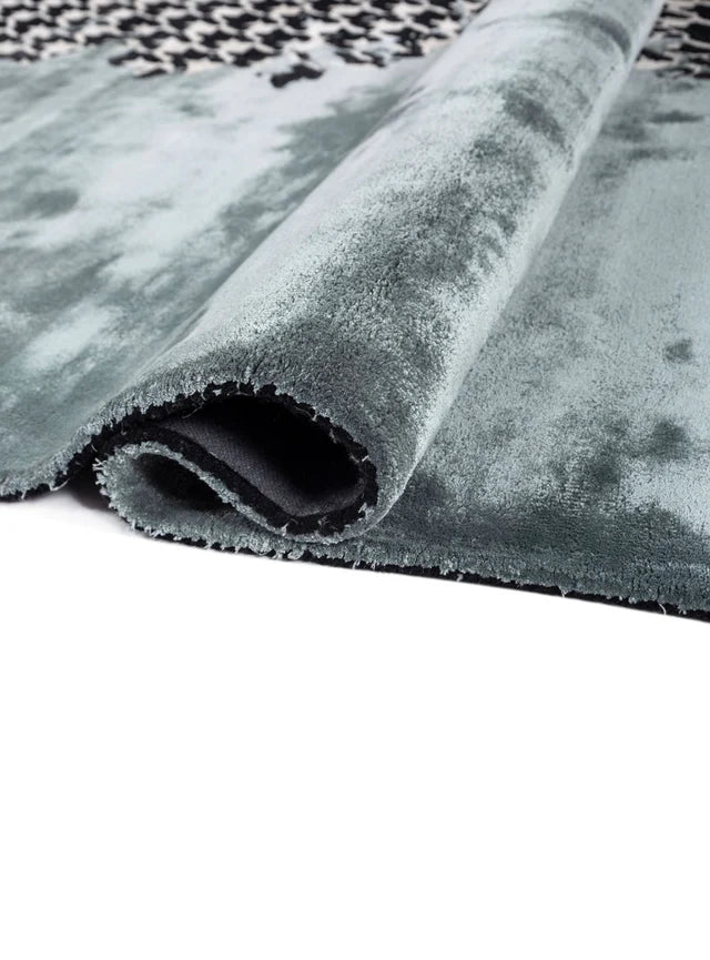 Lavelle Viscose Silk & Wool Hand-Tufted Rug