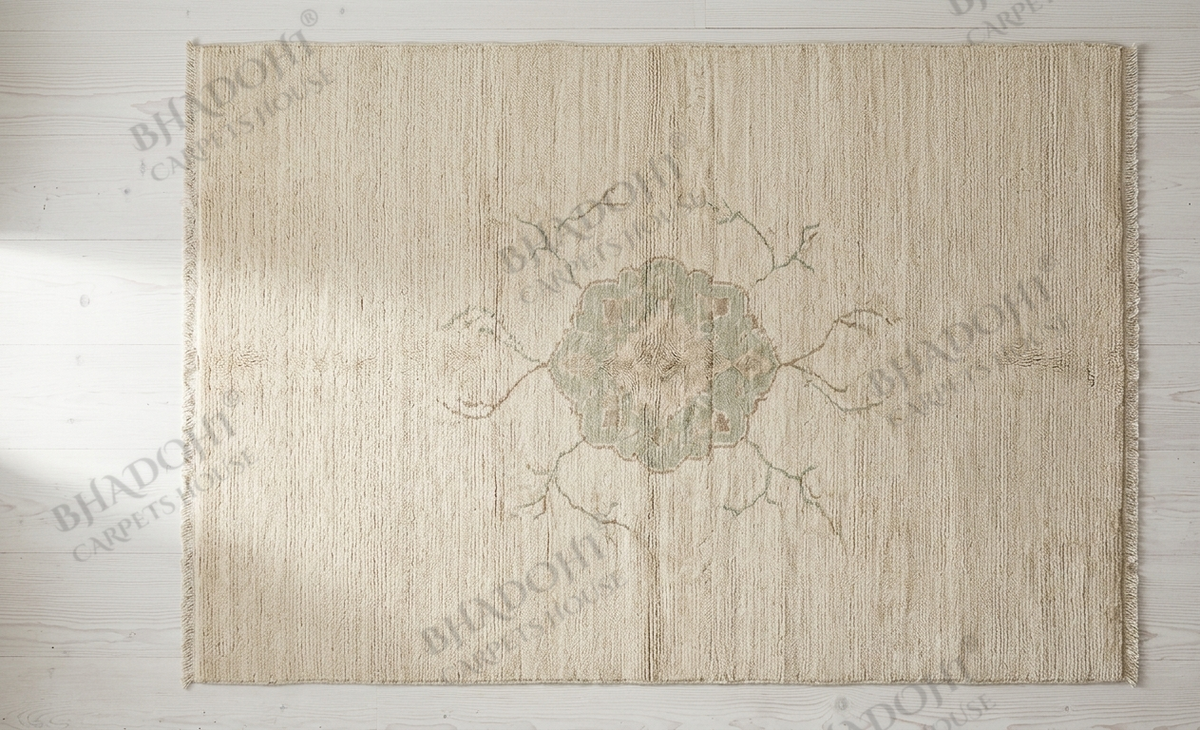 Evora Hand Knotted Wool Area Rug