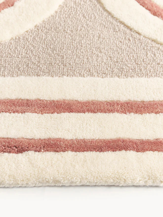 Ivory & Rust Hand-Tufted Wool Rug