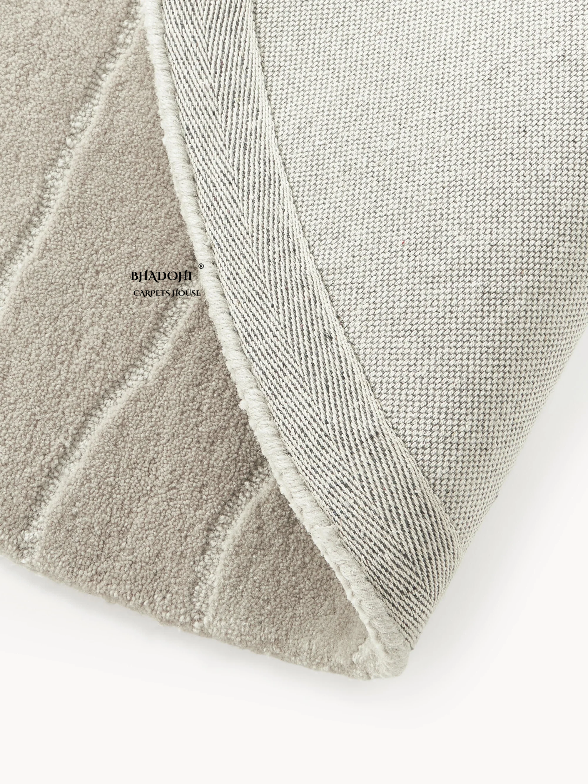 Beige Hand Tufted Round Rug – Premium Carpet for Modern Homes