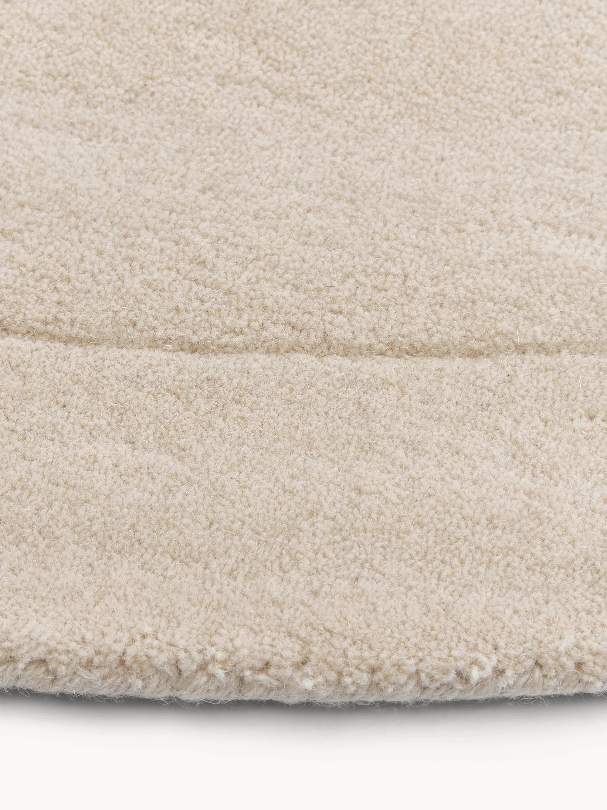 Ivory Color Hand-Tufted Irregular Rug
