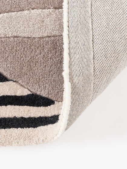 Ivory & Beige Hand-Tufted Wool Rug