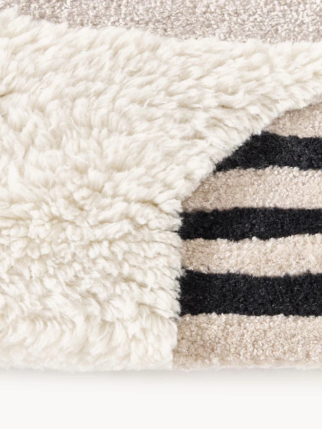 Ivory & Beige Hand-Tufted Wool Rug