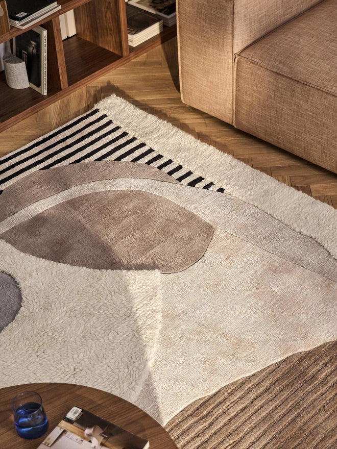 Ivory & Beige Hand-Tufted Wool Rug