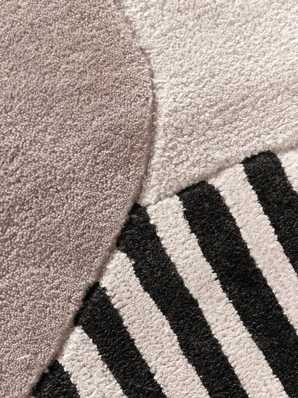 Multicolor Color Hand-Tufted Irregular Rug