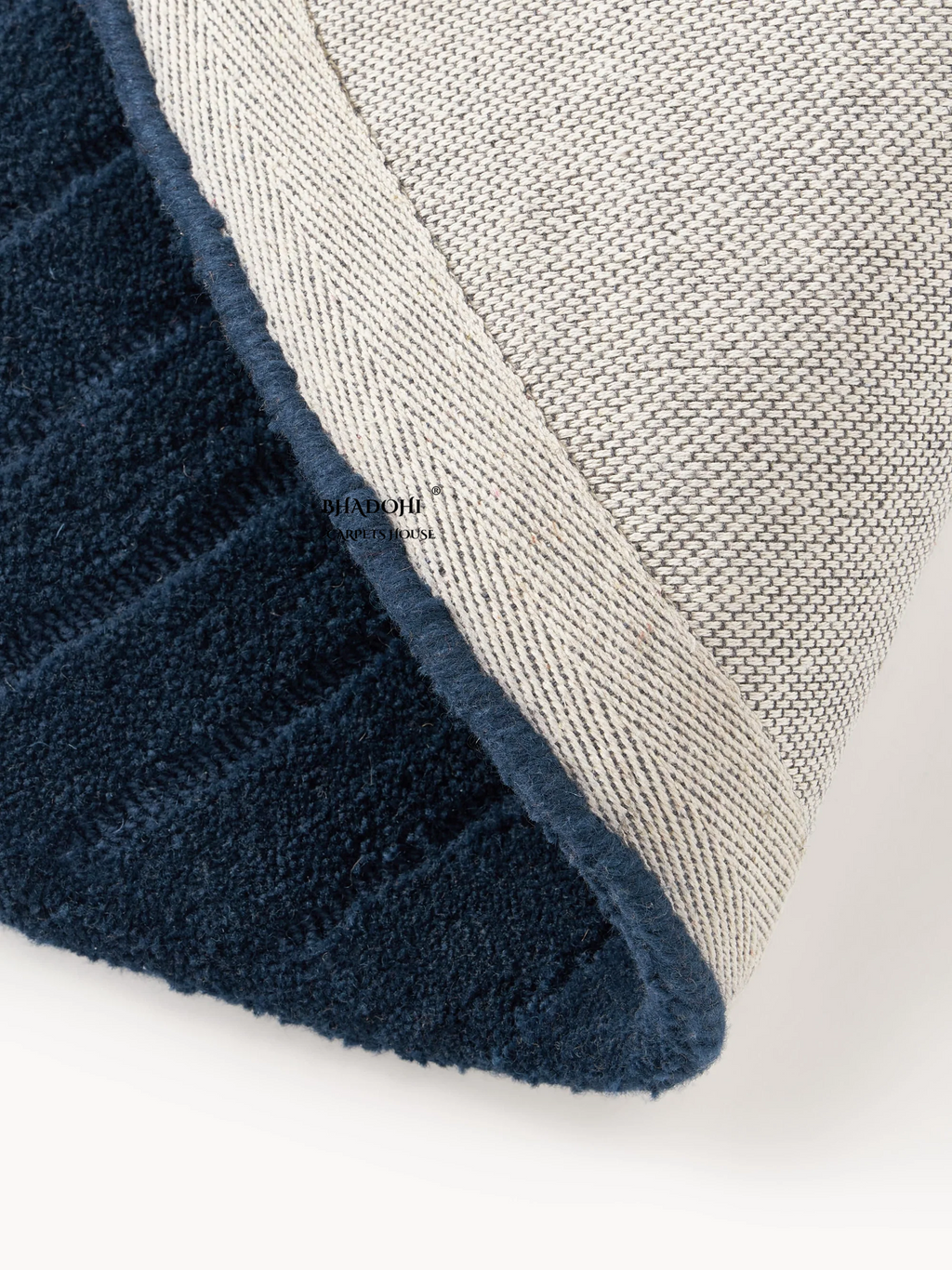 Navy Blue Hand Tufted Round Rug – Premium Carpet for Modern Homes