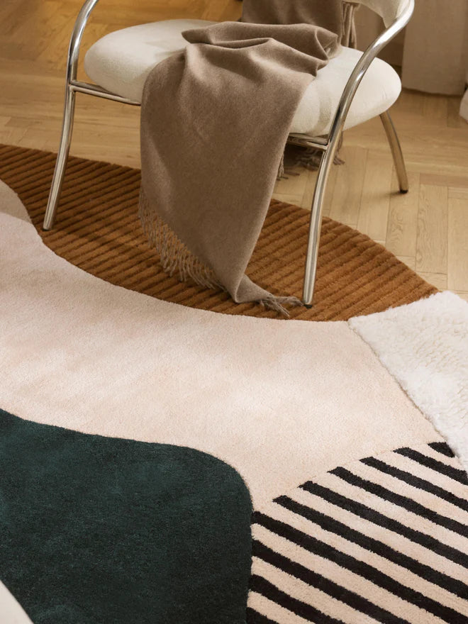 Multicolor Color Hand-Tufted Irregular Rug