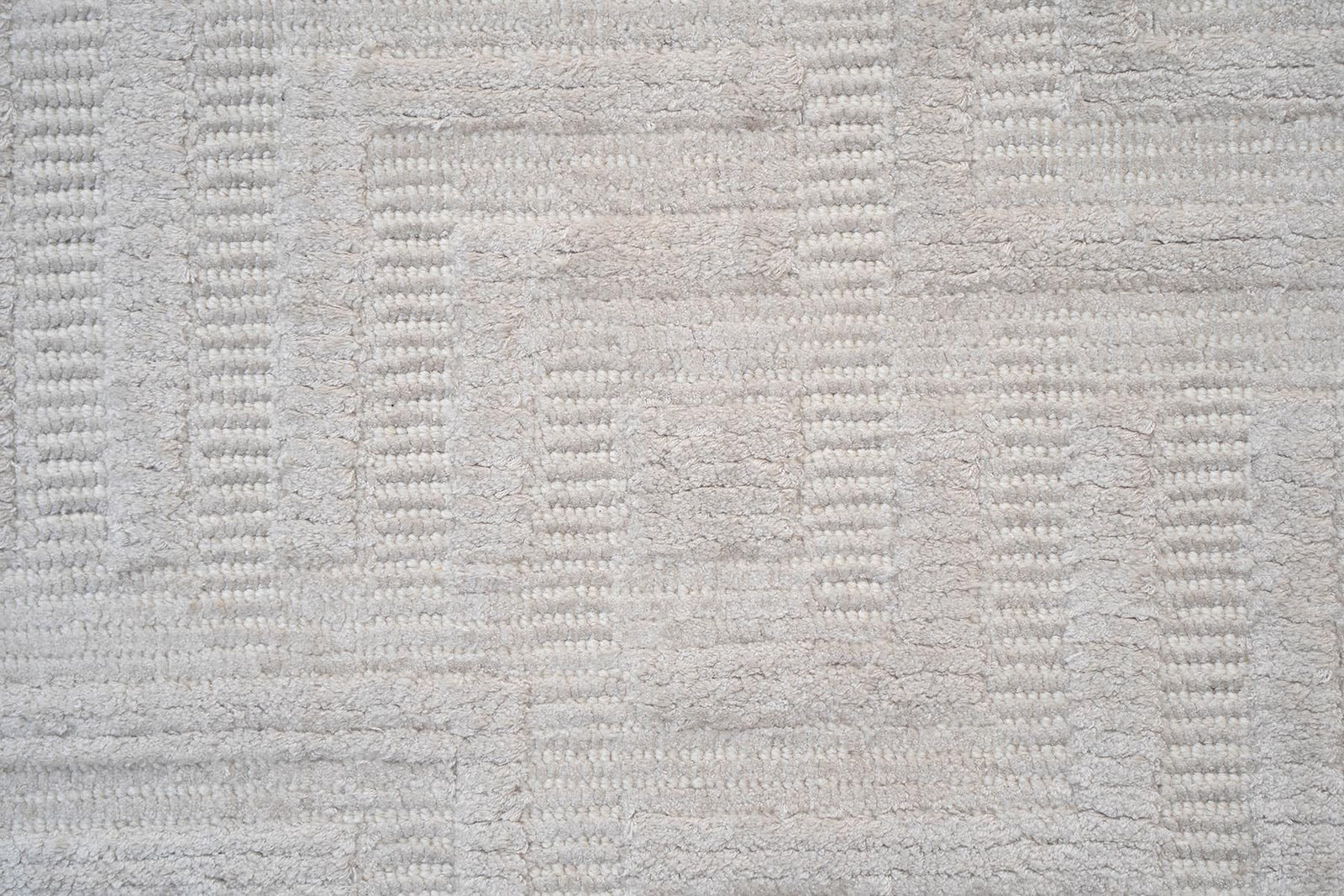 Amara Viscose Silk Hand-Tufted Rug