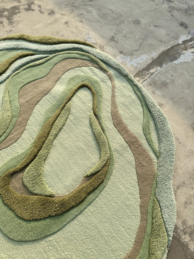 Green High Low Hand-Tufted Irregular Rug