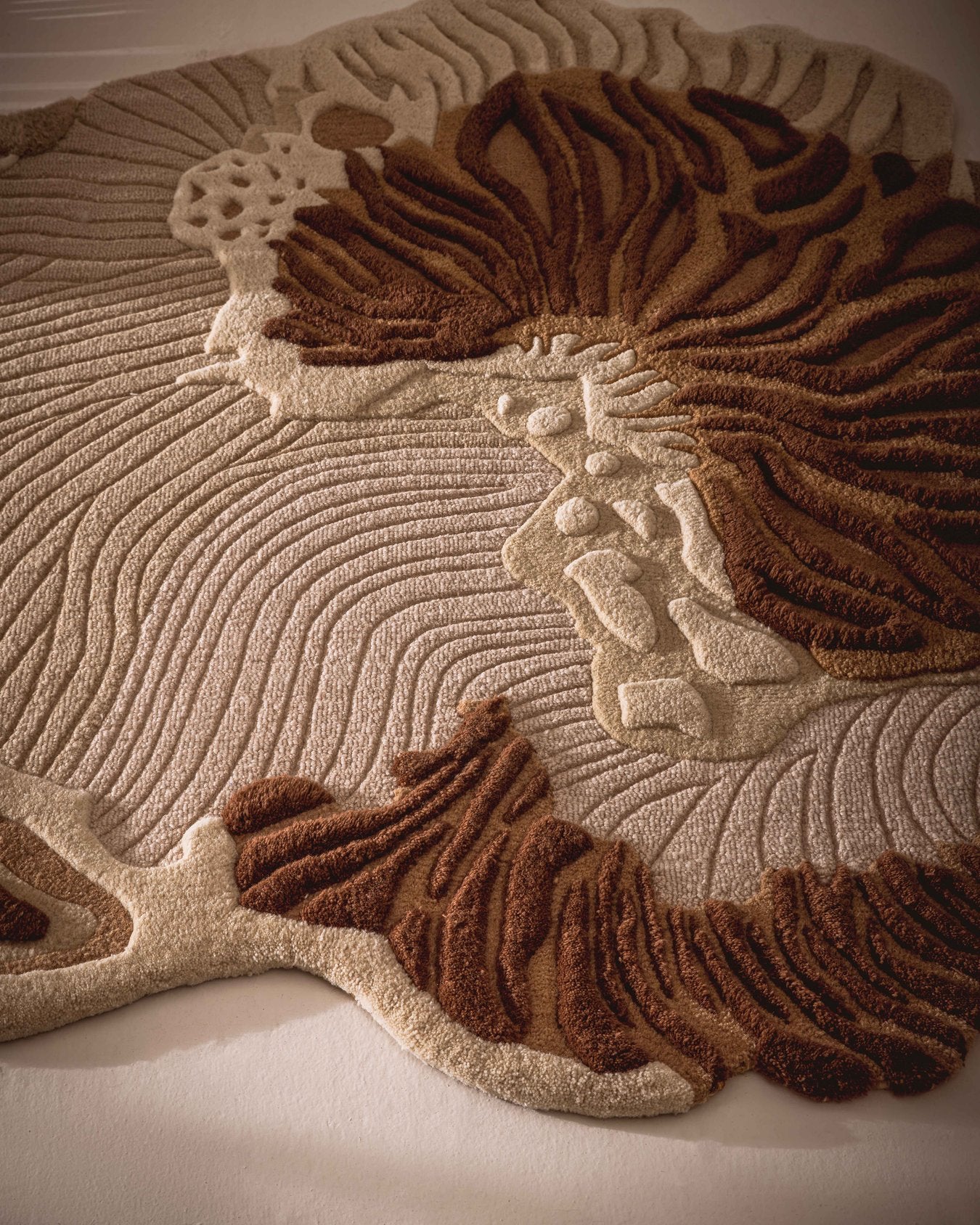 Beige & Brown Color High-Low Hand-Tufted Wool Rug