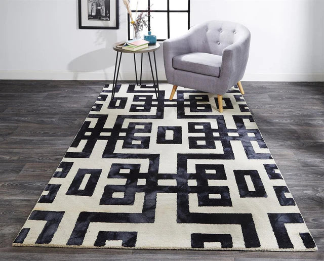 Ivory & Black Viscose Silk & Wool Carpet & Rug