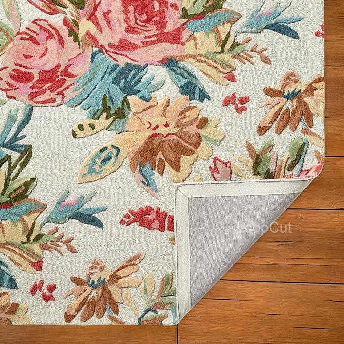Ivory Multicolor Foliage Hand-Tufted Rug