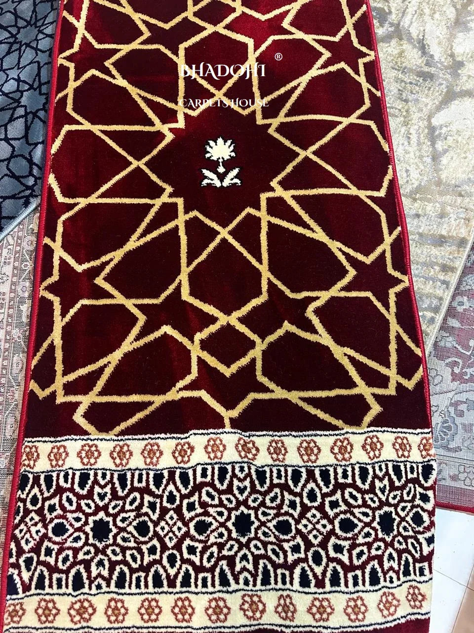 Maroon Turkish Janamaz Roll – Imported Masjid Carpet | 15 mm Ultra Soft & Luxurious Mosque Prayer Mat