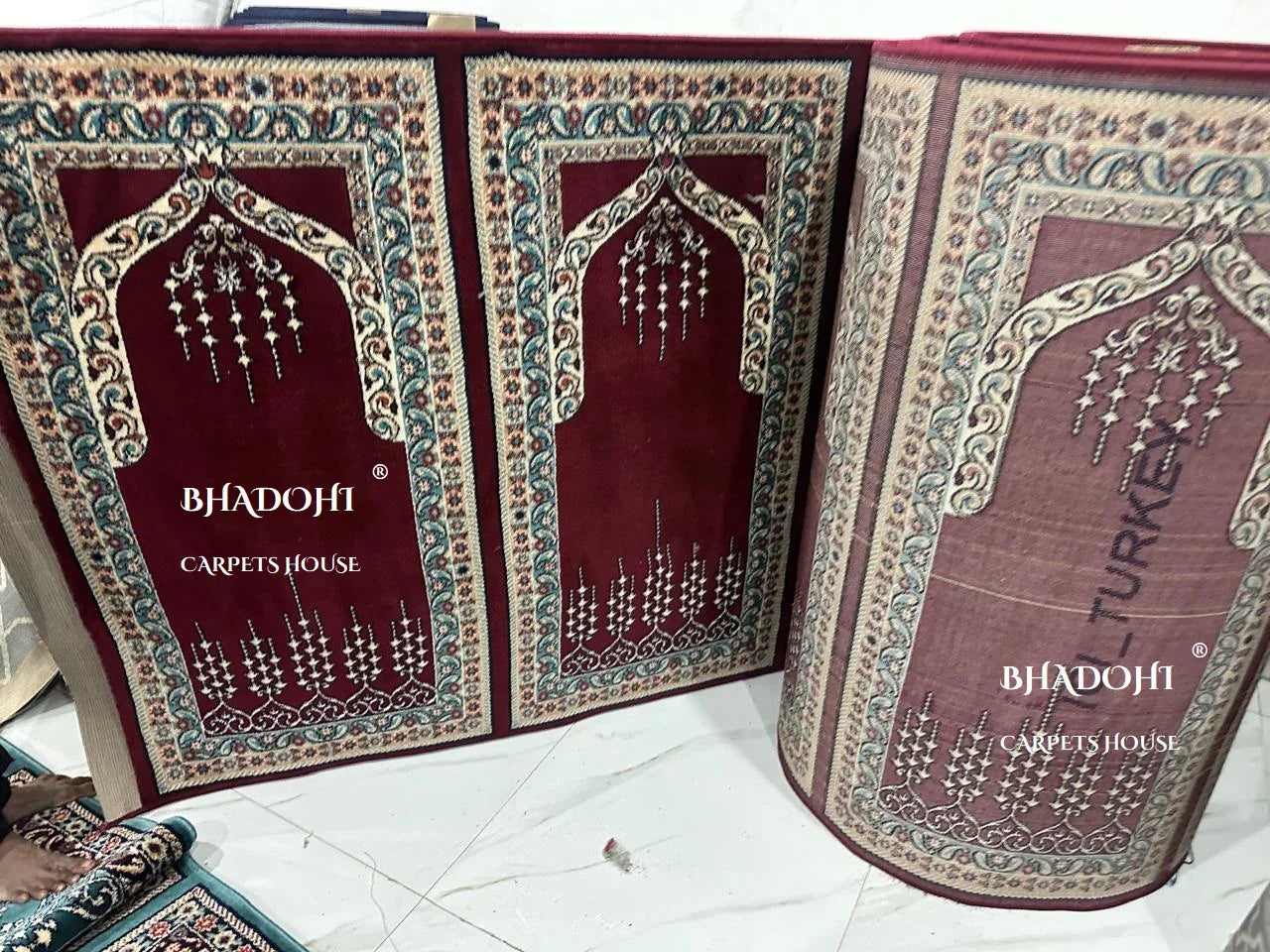 Maroon Turkish Janamaz Roll – Imported Masjid Carpet | 15 mm Ultra Soft & Luxurious Mosque Prayer Mat