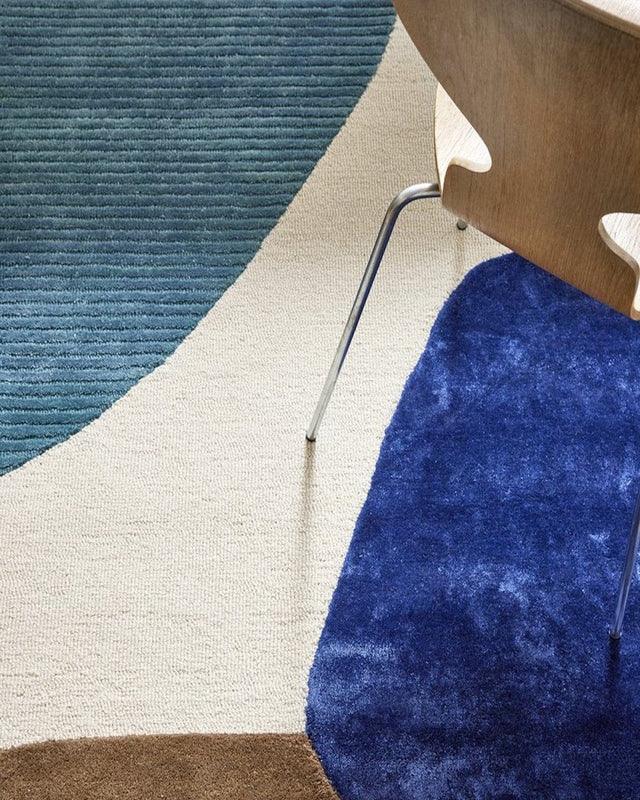 Maison Viscose Silk Hand-Tufted Rug