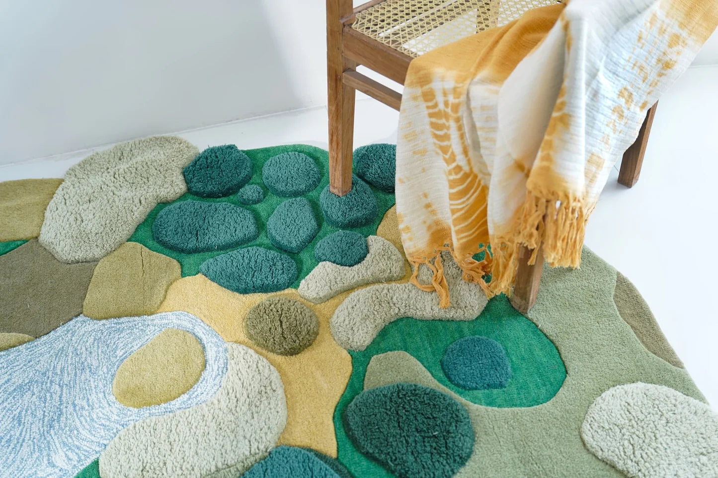 Green color High-Low Hand-Tufted Wool Rug