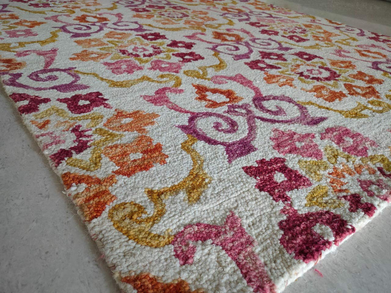 Multicolor Vintage Loop Carpet & Rug